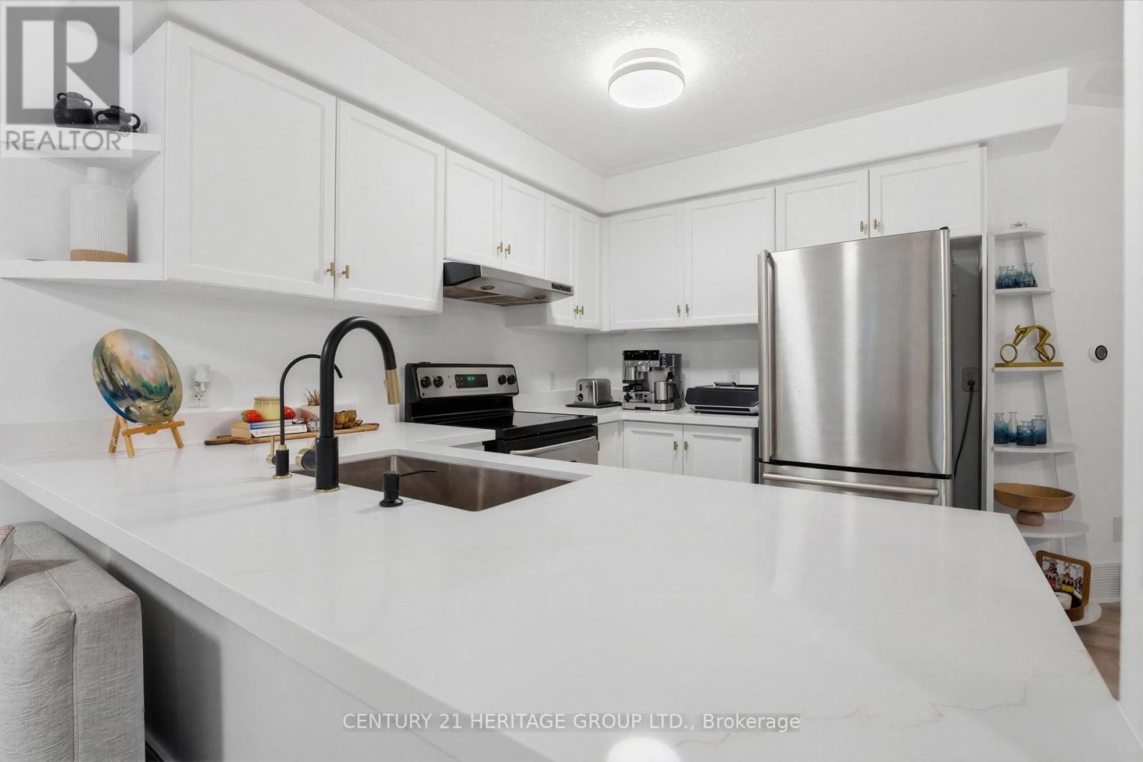 6 - 317 MILL STREET Image 25