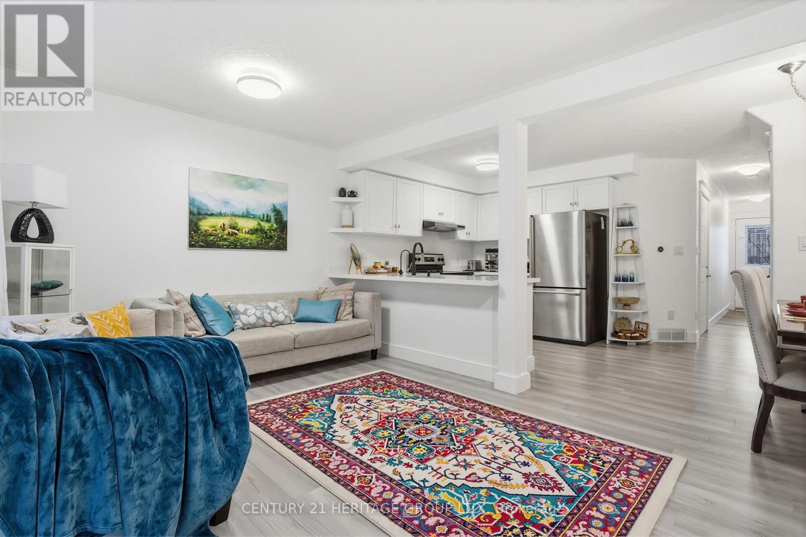 6 - 317 MILL STREET Image 5