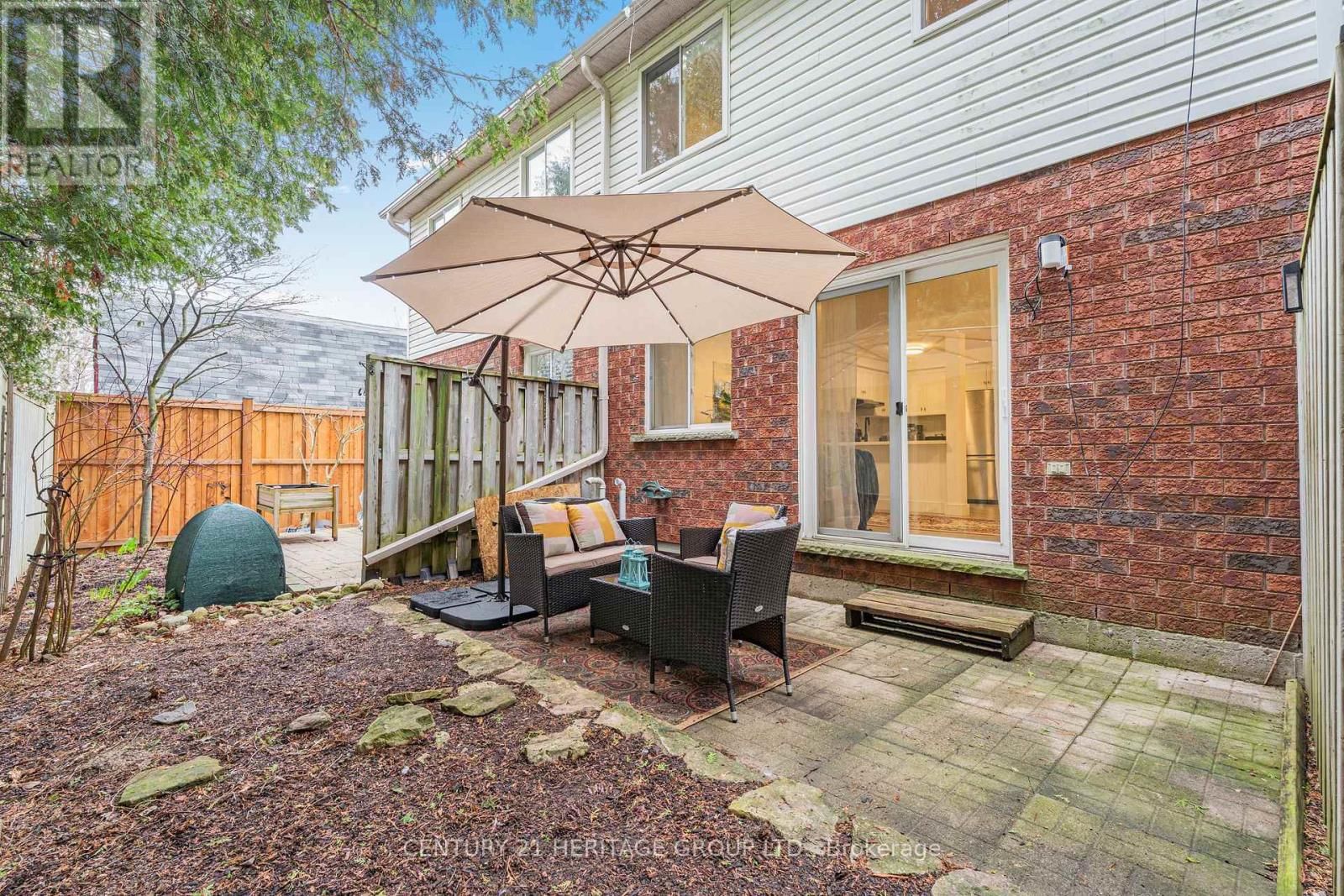 6 - 317 MILL STREET Image 8