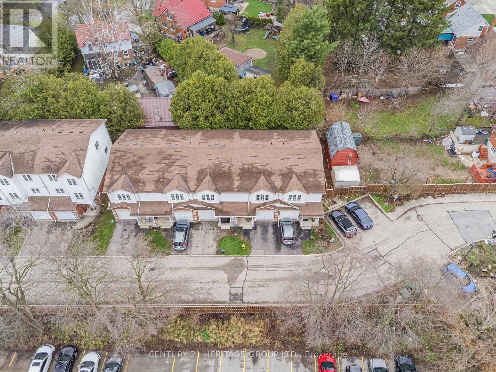 6 - 317 MILL STREET Image 9