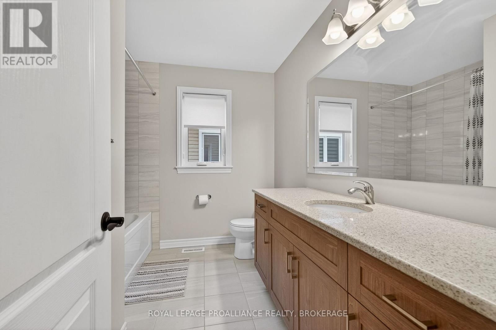 1372 MONARCH DRIVE Image 22