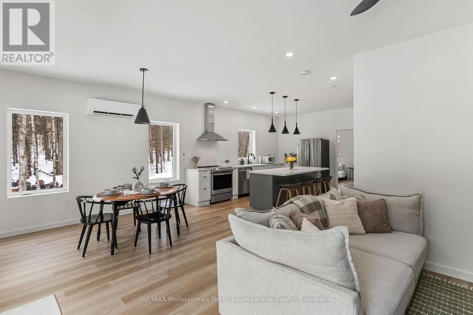 1366 BASSHAUNT LAKE ROAD Image 22