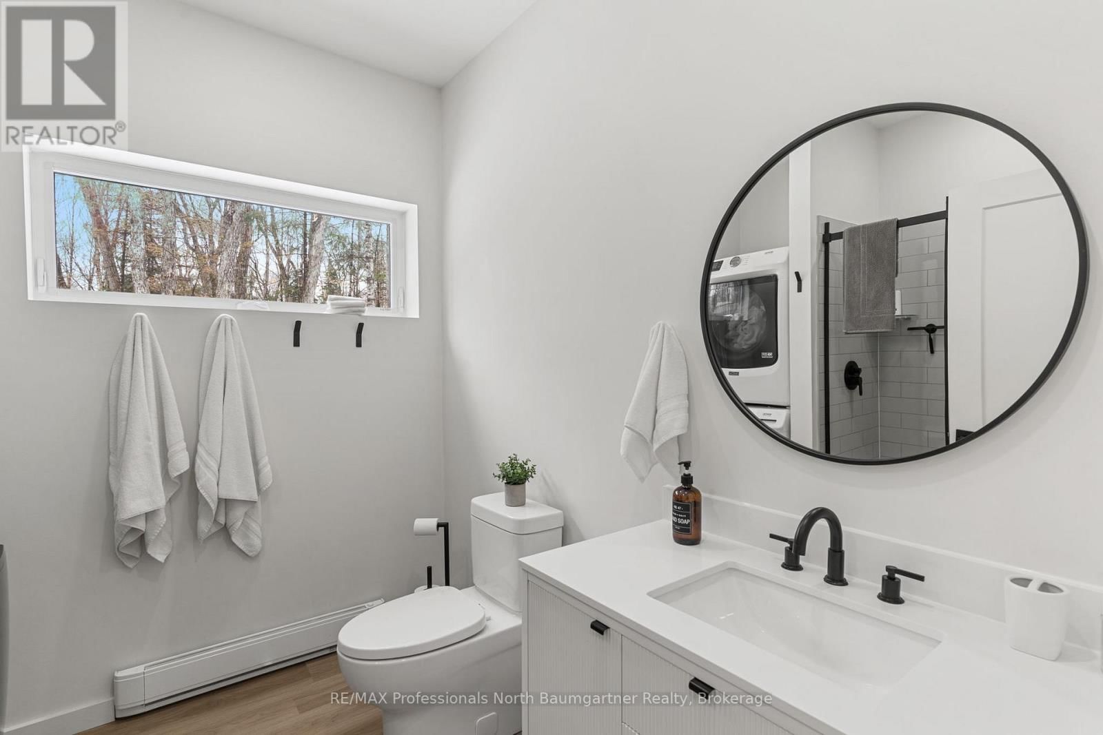 1366 BASSHAUNT LAKE ROAD Image 24