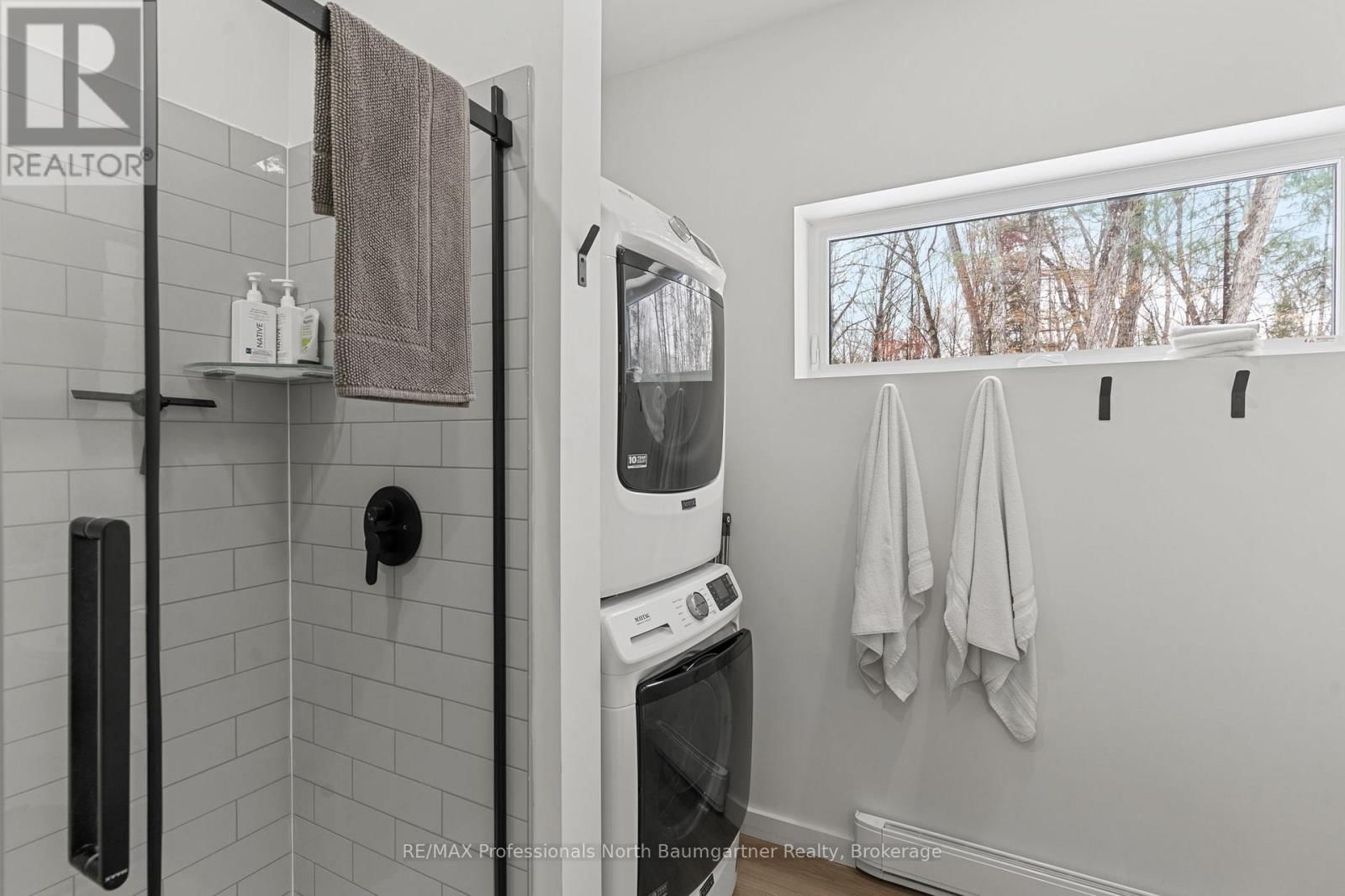 1366 BASSHAUNT LAKE ROAD Image 25