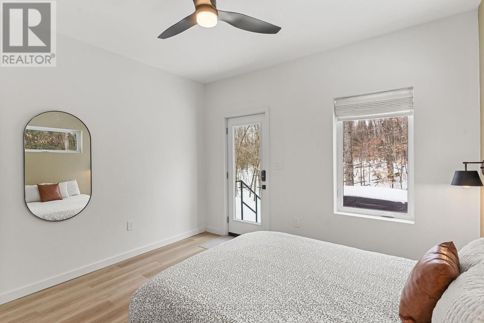 1366 BASSHAUNT LAKE ROAD Image 34