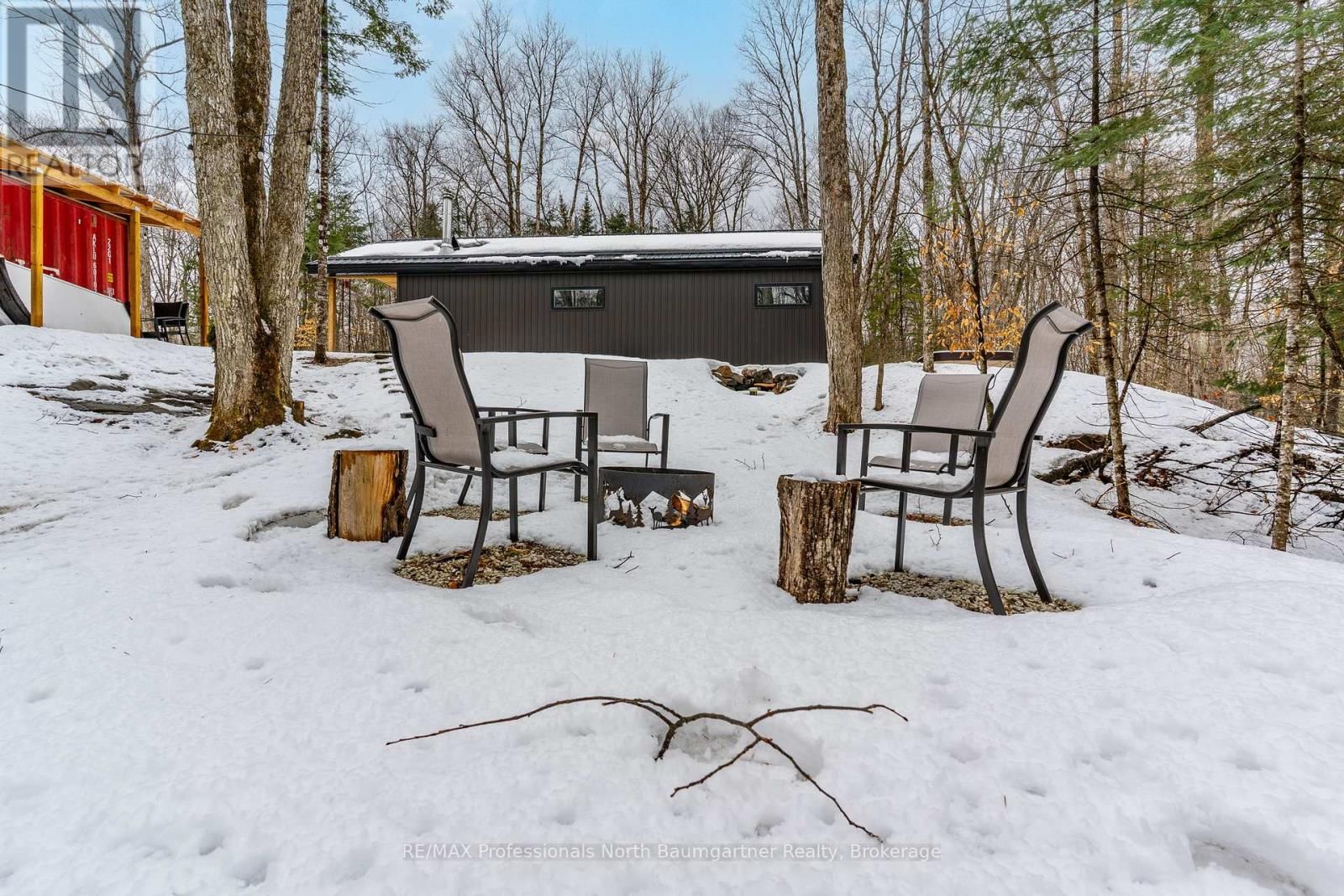 1366 BASSHAUNT LAKE ROAD Image 43