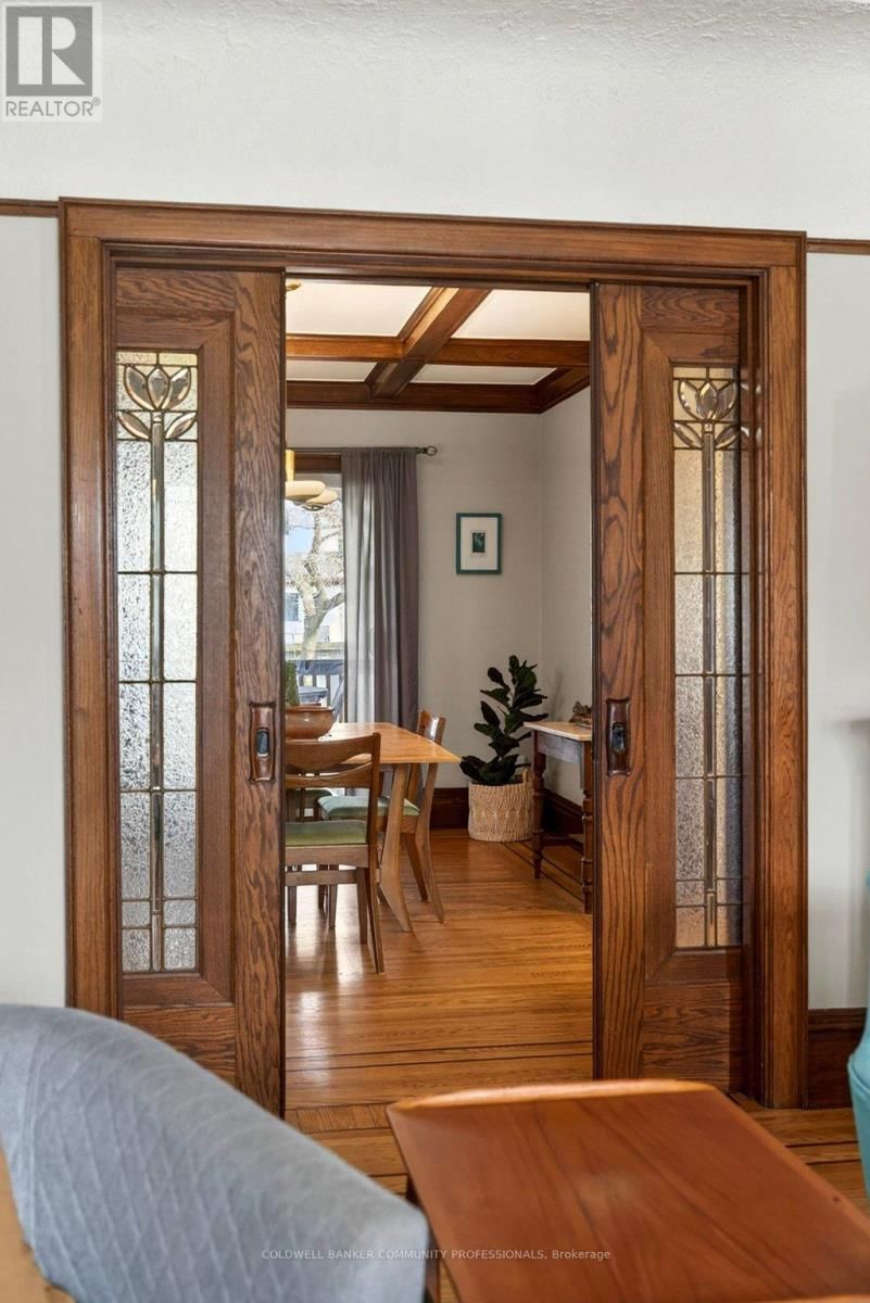 93 HOUGHTON AVENUE SOUTH Image 11