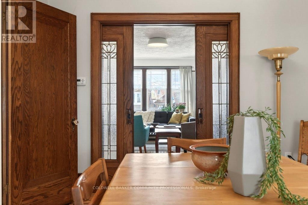 93 HOUGHTON AVENUE SOUTH Image 18