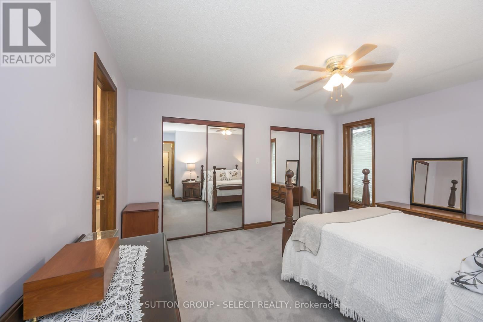 260 VILLAGE GREEN AVENUE Image 14