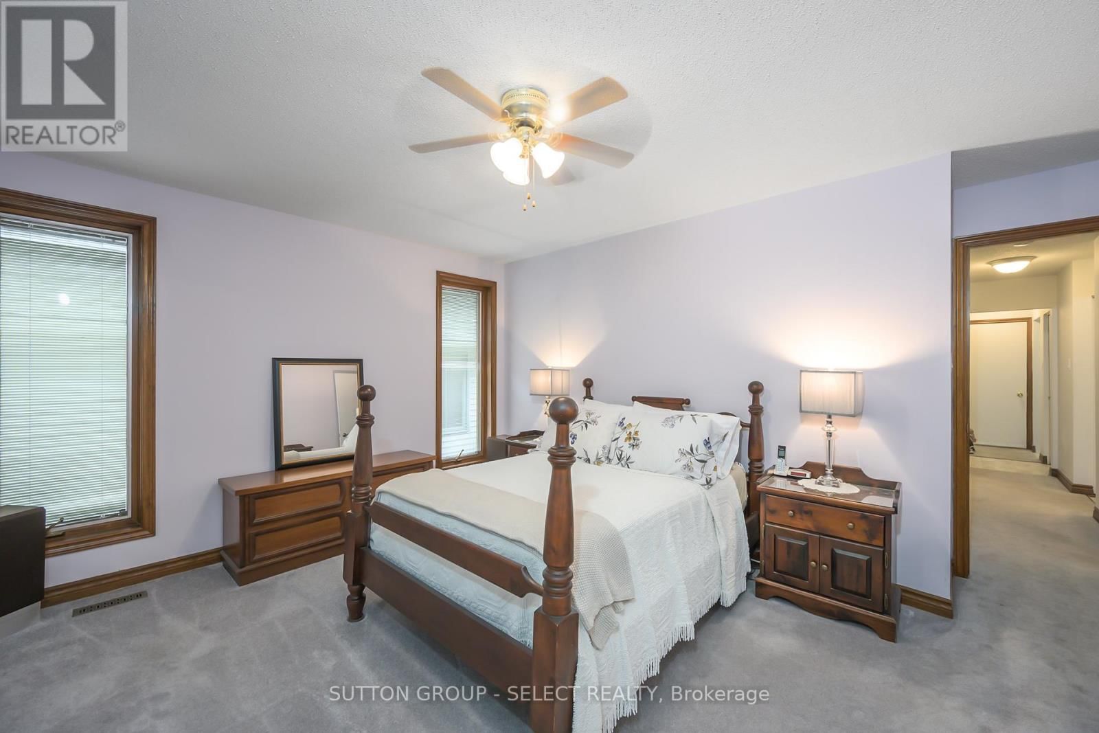 260 VILLAGE GREEN AVENUE Image 15