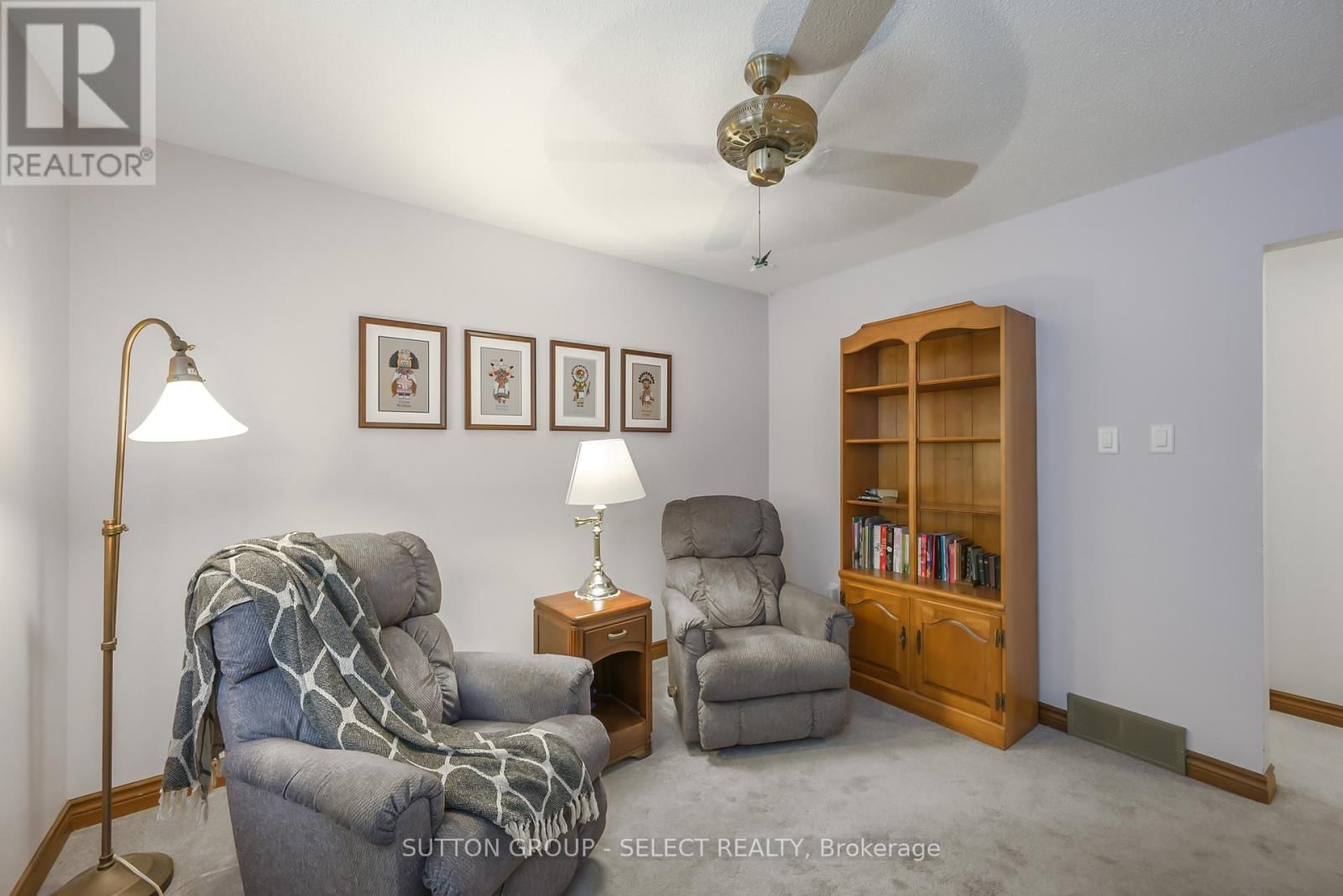 260 VILLAGE GREEN AVENUE Image 21