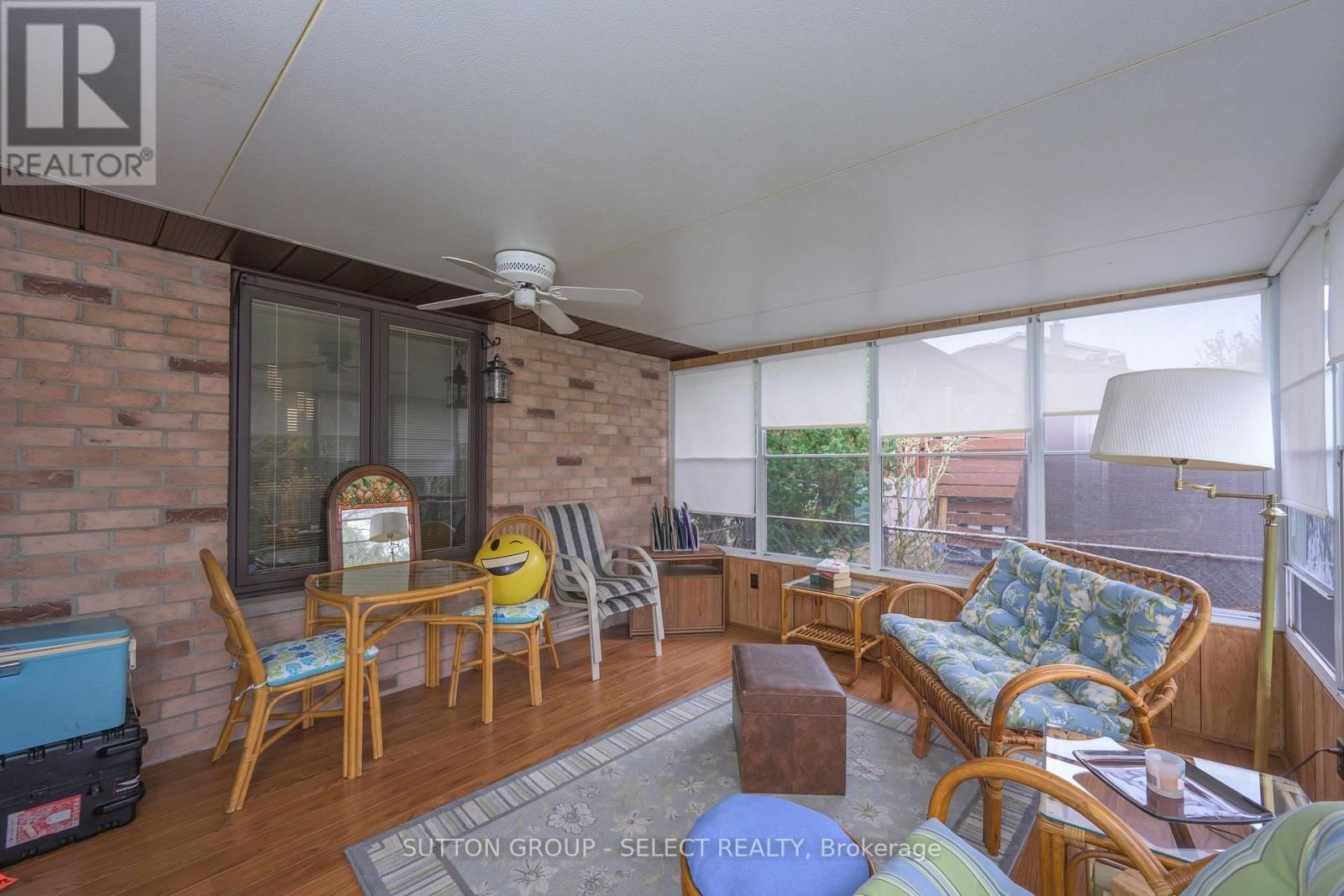 260 VILLAGE GREEN AVENUE Image 26