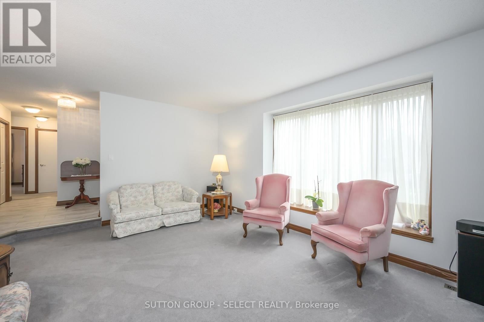 260 VILLAGE GREEN AVENUE Image 6