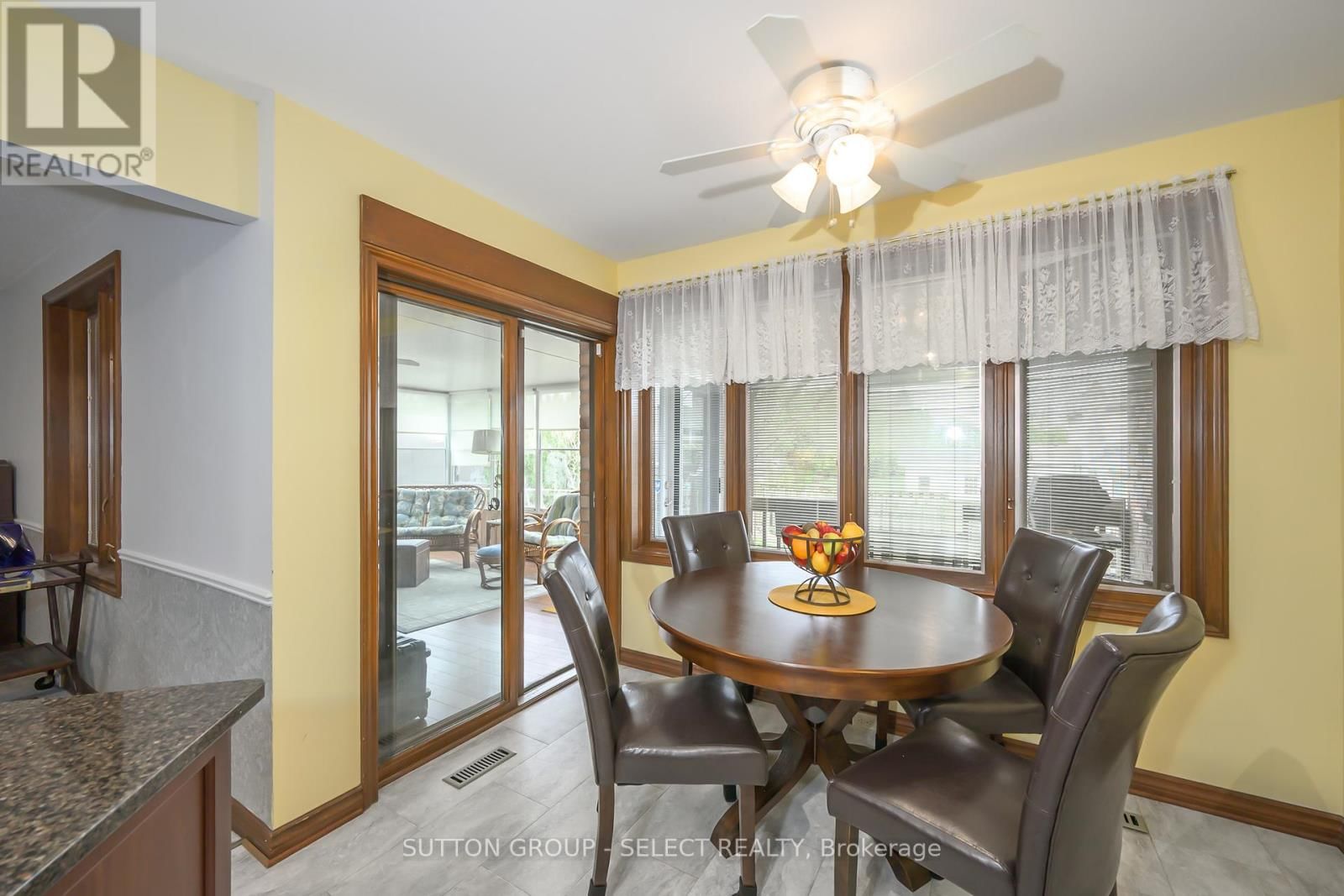 260 VILLAGE GREEN AVENUE Image 8