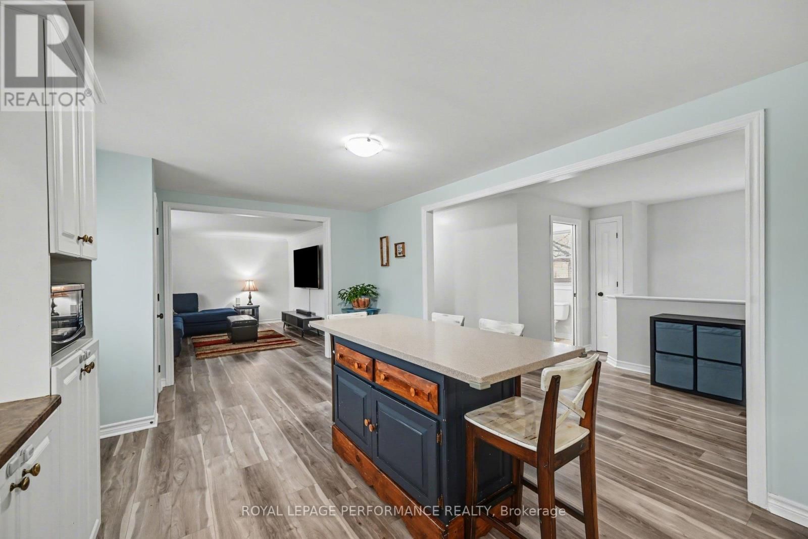 15 FORGET STREET Image 7