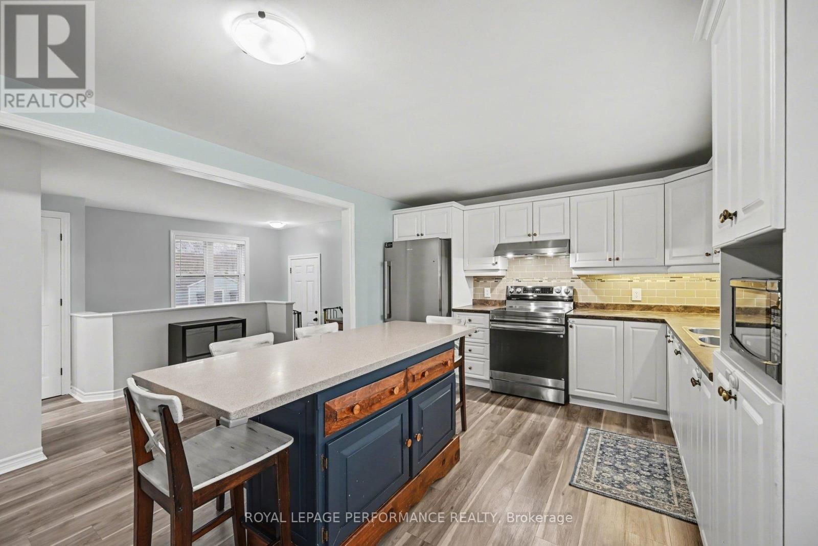 15 FORGET STREET Image 8