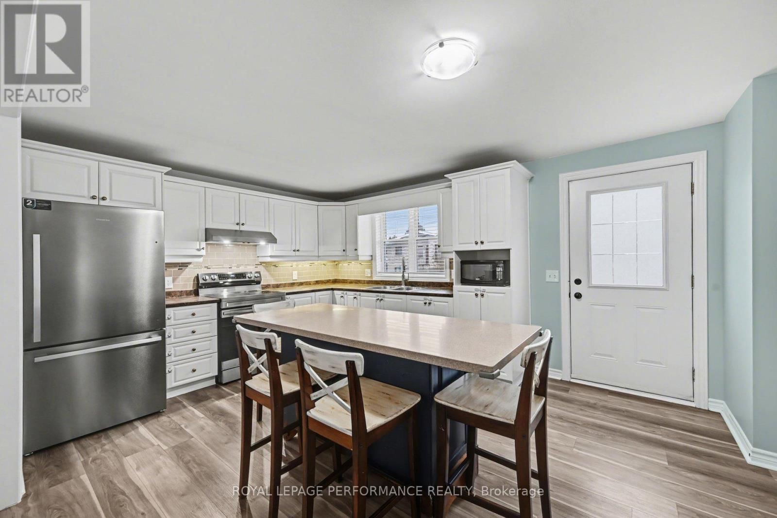 15 FORGET STREET Image 9