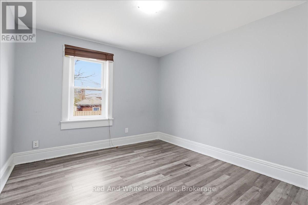 12 TODD STREET Image 19