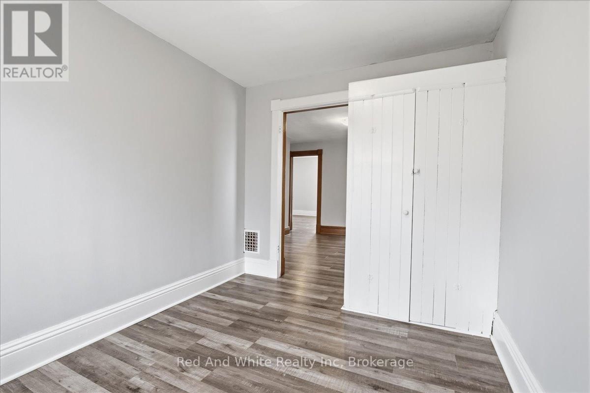 12 TODD STREET Image 25