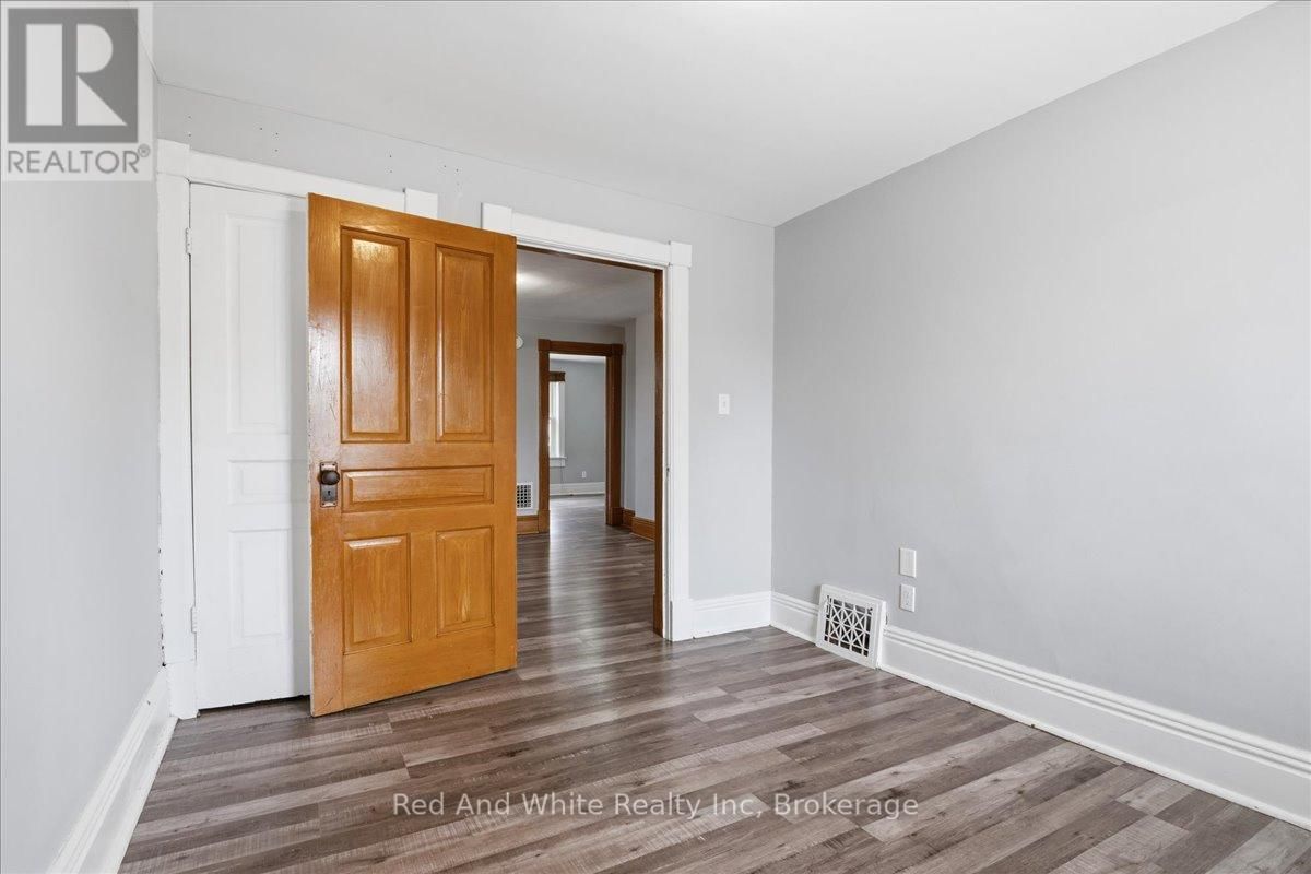 12 TODD STREET Image 28