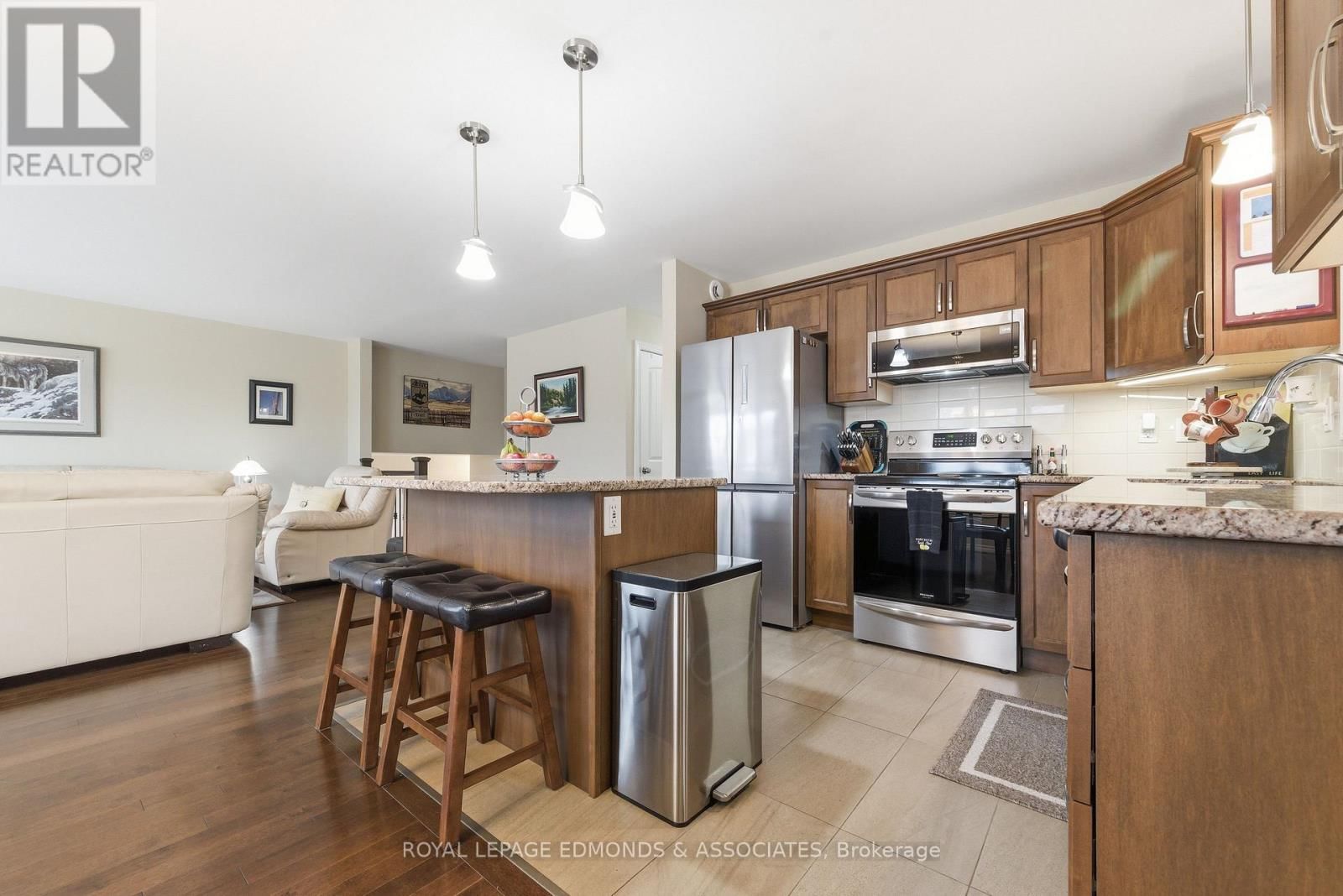 5 NILE STREET Image 15