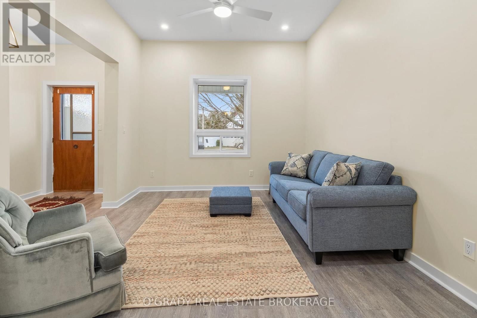 26 BROUSE DRIVE EAST Image 16