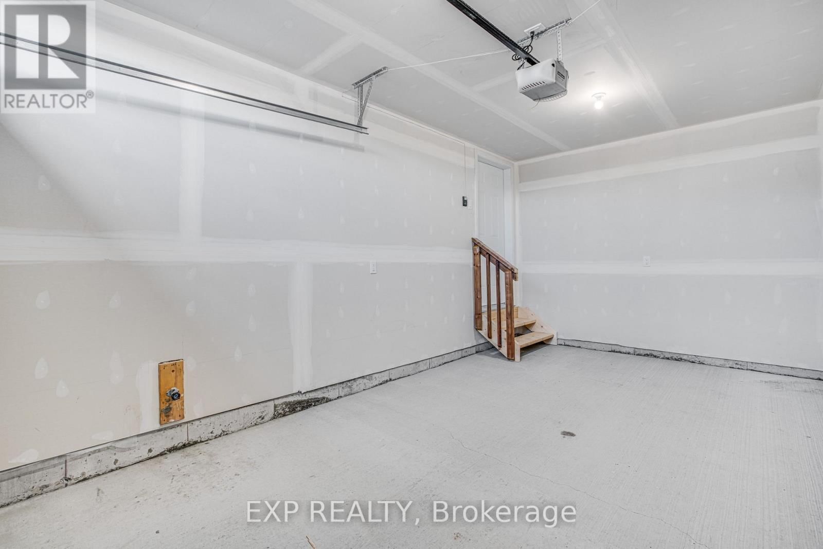 115 LORIE STREET Image 18