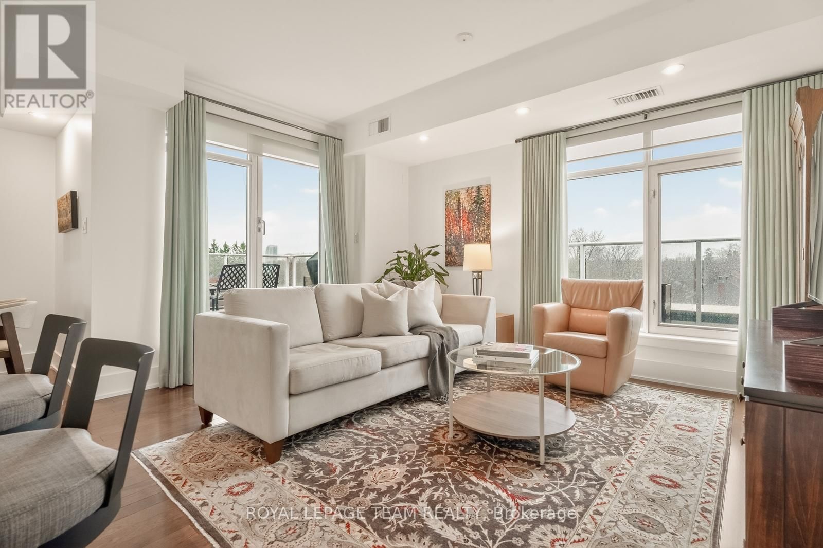 503 - 131 HOLLAND AVENUE Image 12