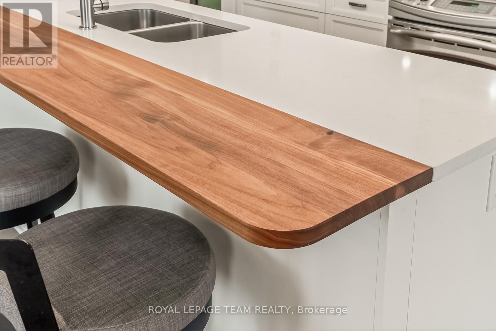 503 - 131 HOLLAND AVENUE Image 15