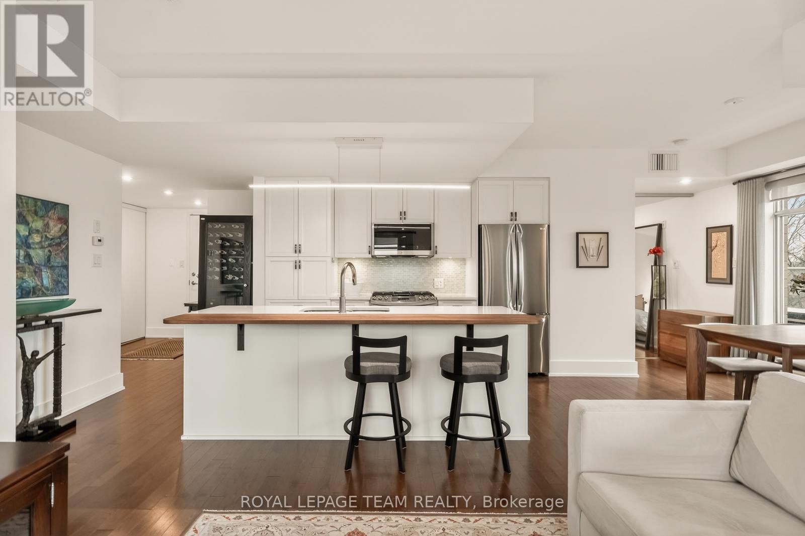 503 - 131 HOLLAND AVENUE Image 16