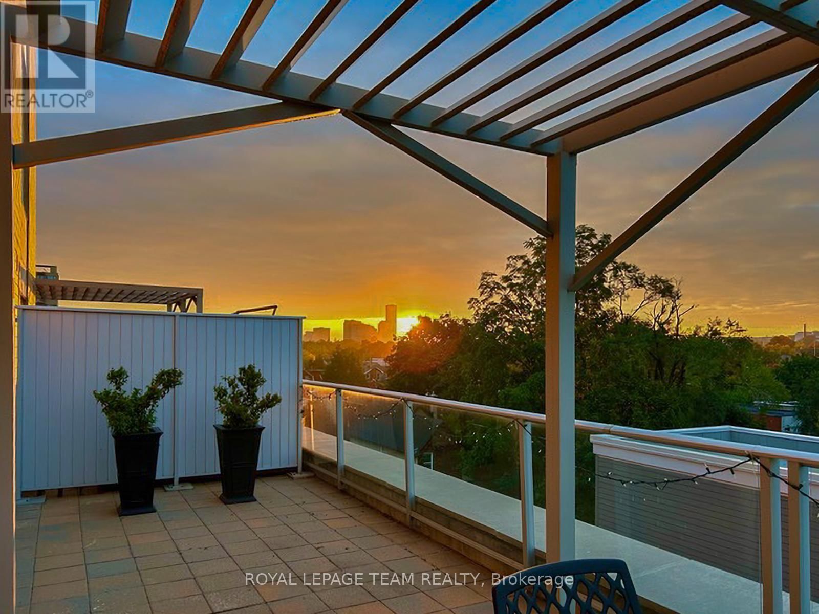 503 - 131 HOLLAND AVENUE Image 31