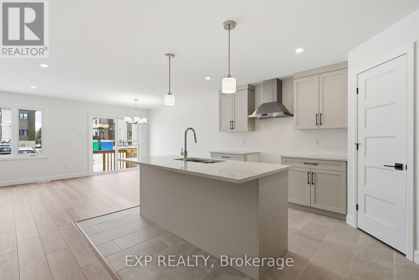 121 LORIE STREET Image 4