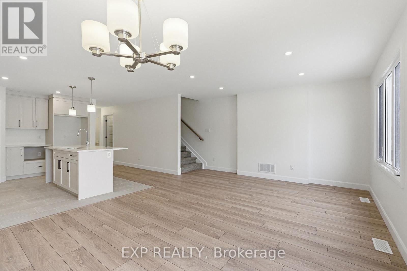 121 LORIE STREET Image 8