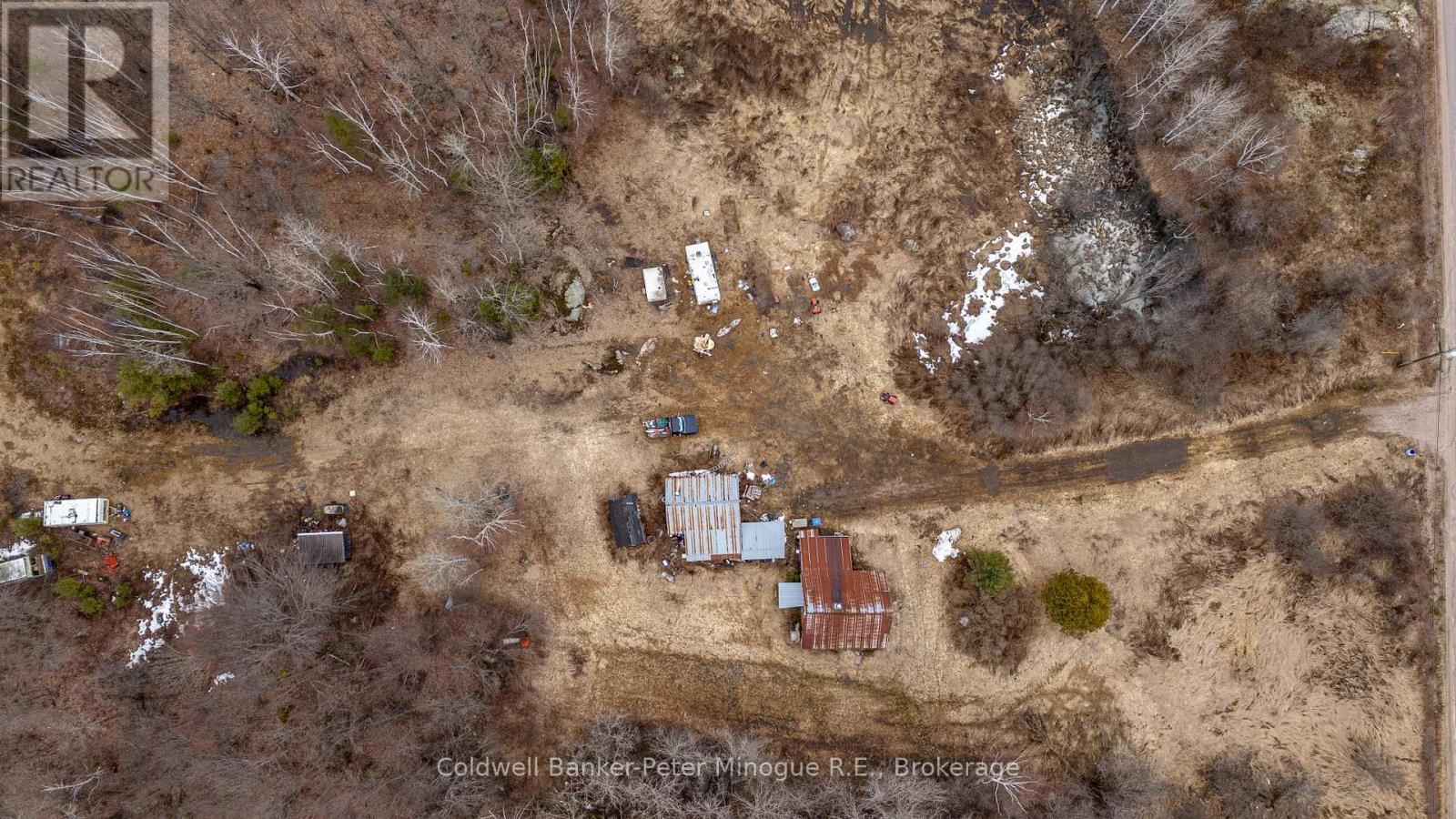 716 DERLAND ROAD Image 2