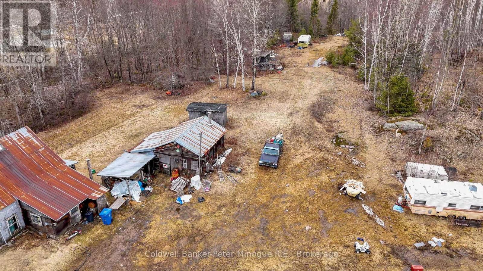 716 DERLAND ROAD Image 7