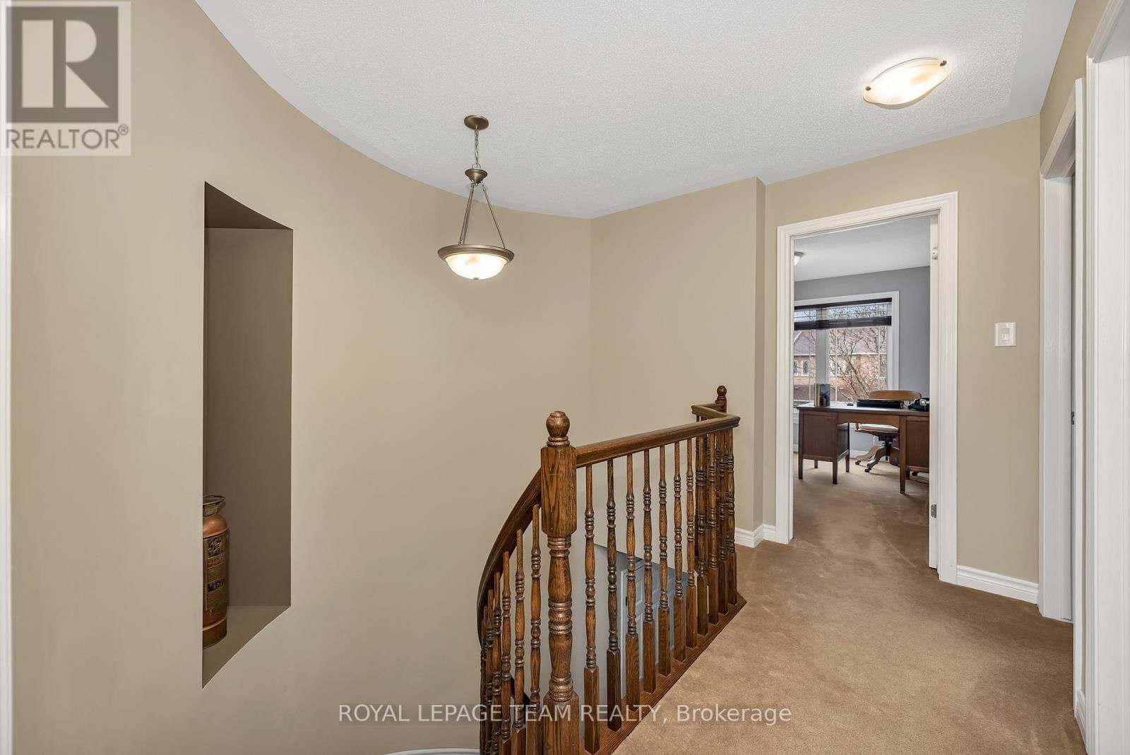 217 HUNTERBROOK STREET Image 10