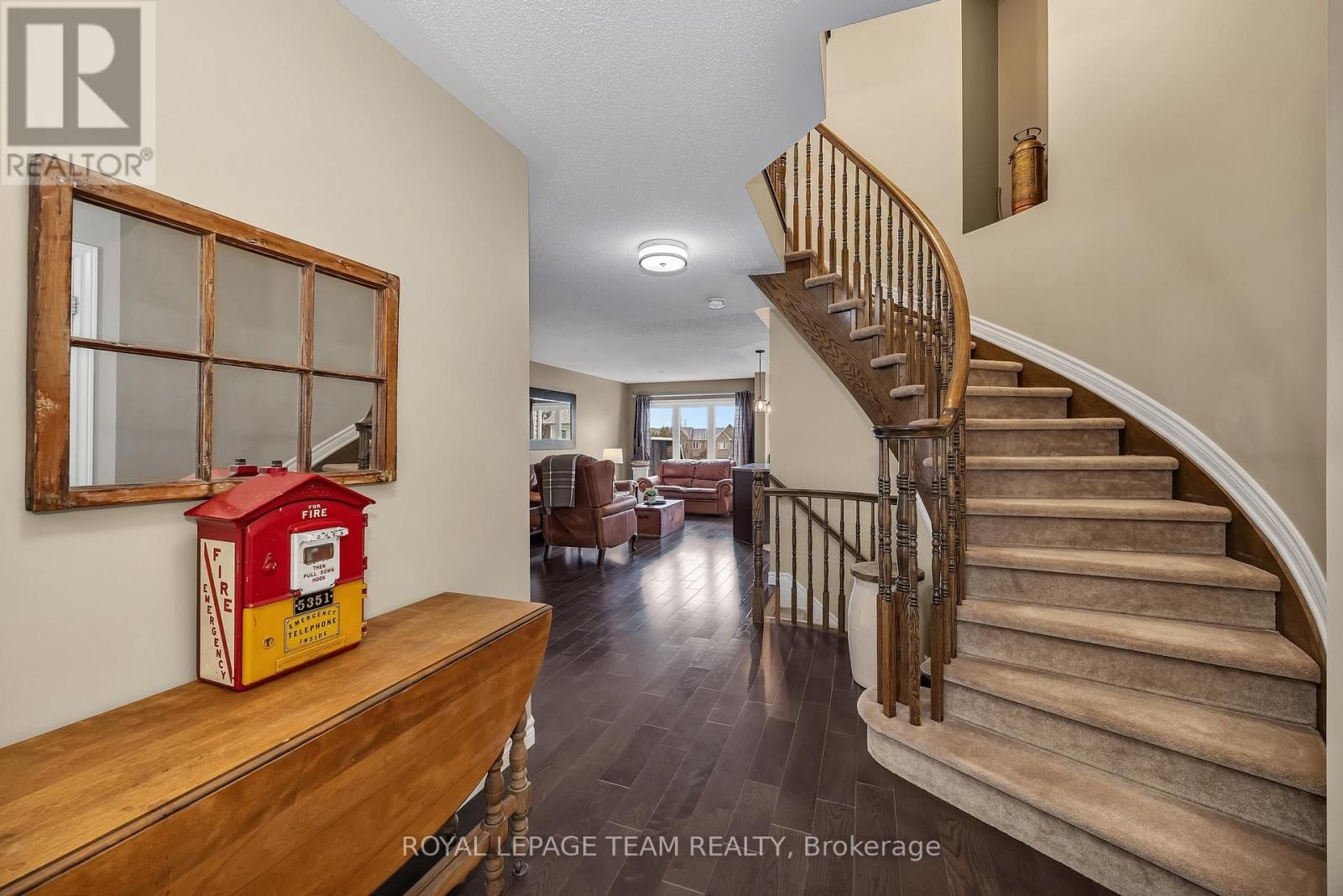 217 HUNTERBROOK STREET Image 2