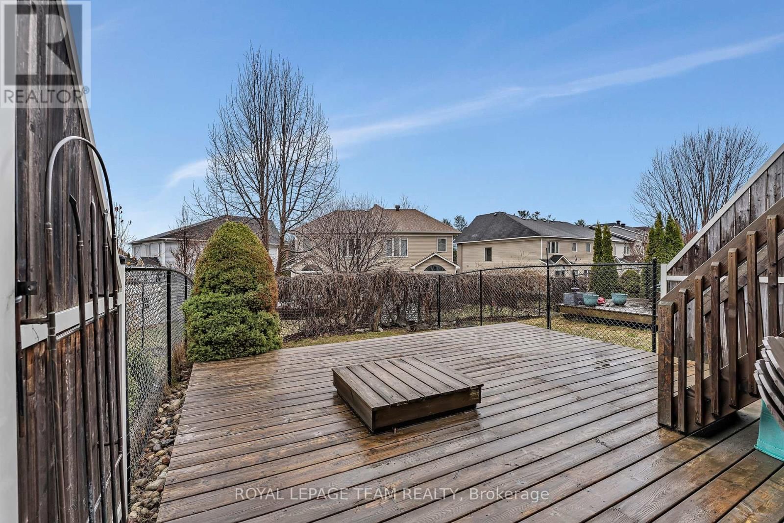 217 HUNTERBROOK STREET Image 26