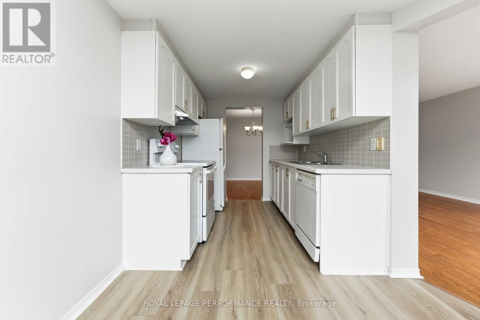 640 LOUIS TOSCANO DRIVE WEST Image 11