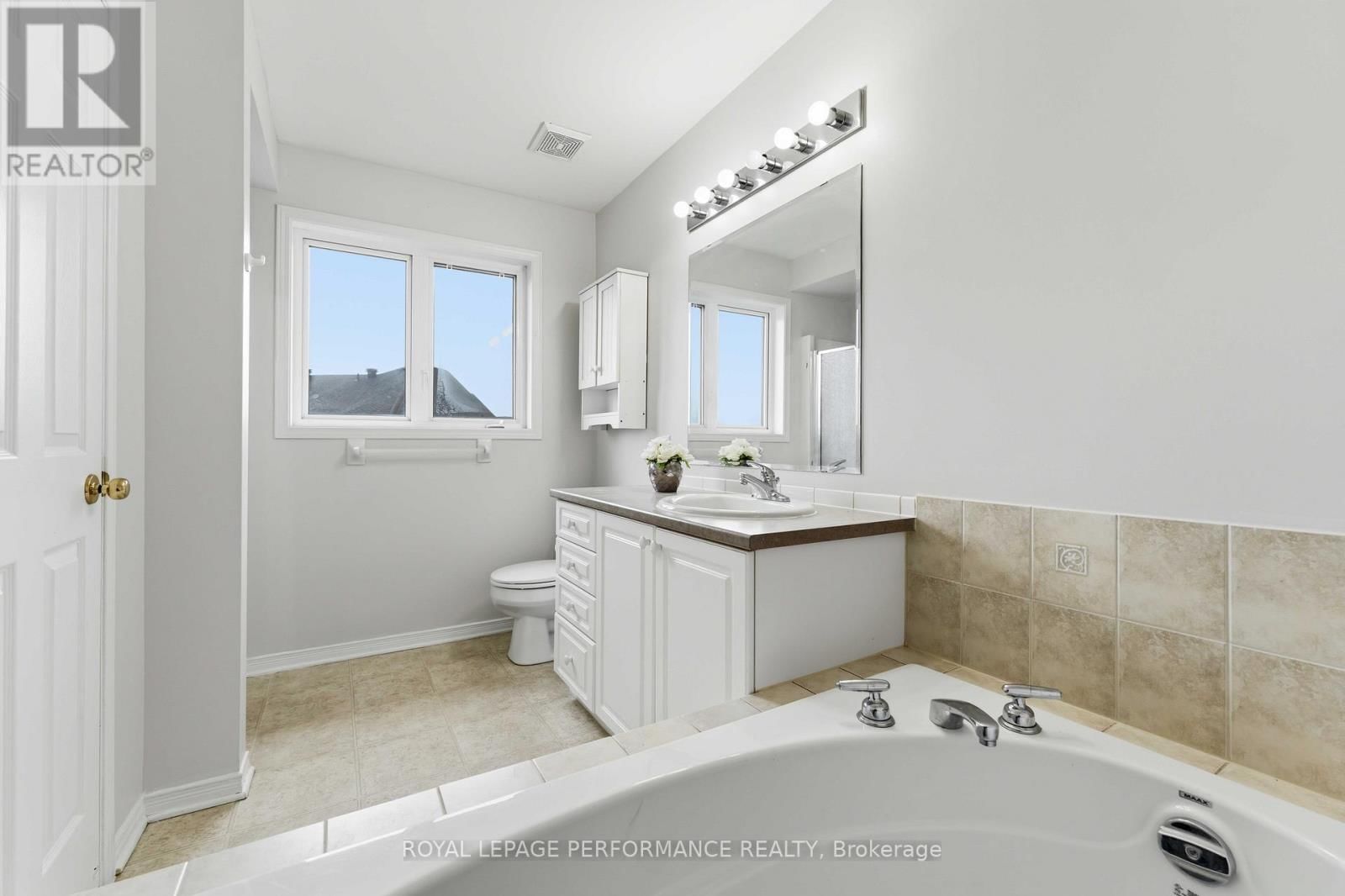 640 LOUIS TOSCANO DRIVE WEST Image 22