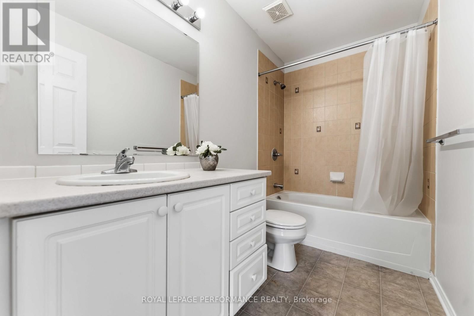 640 LOUIS TOSCANO DRIVE WEST Image 29