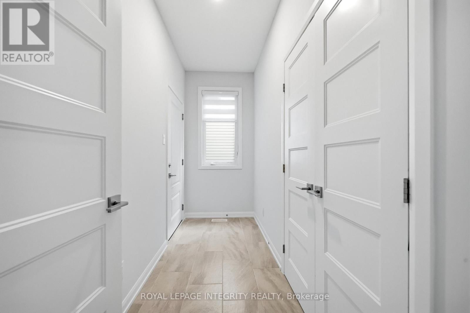 441 STERLING AVENUE Image 19