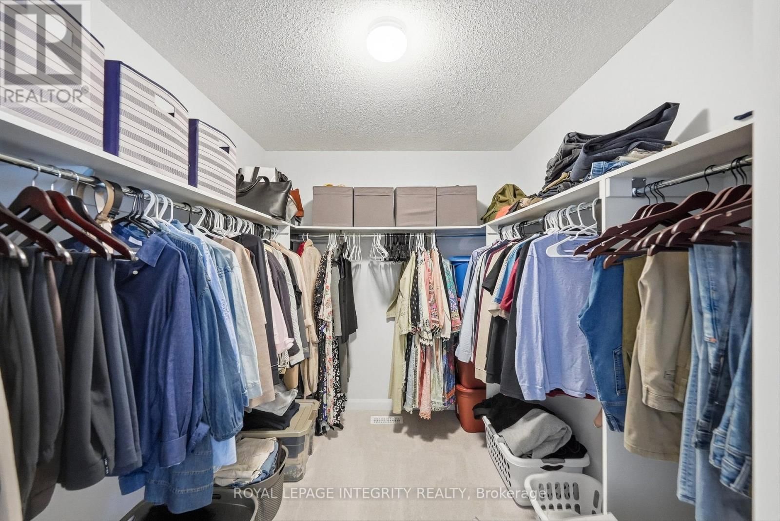 441 STERLING AVENUE Image 24