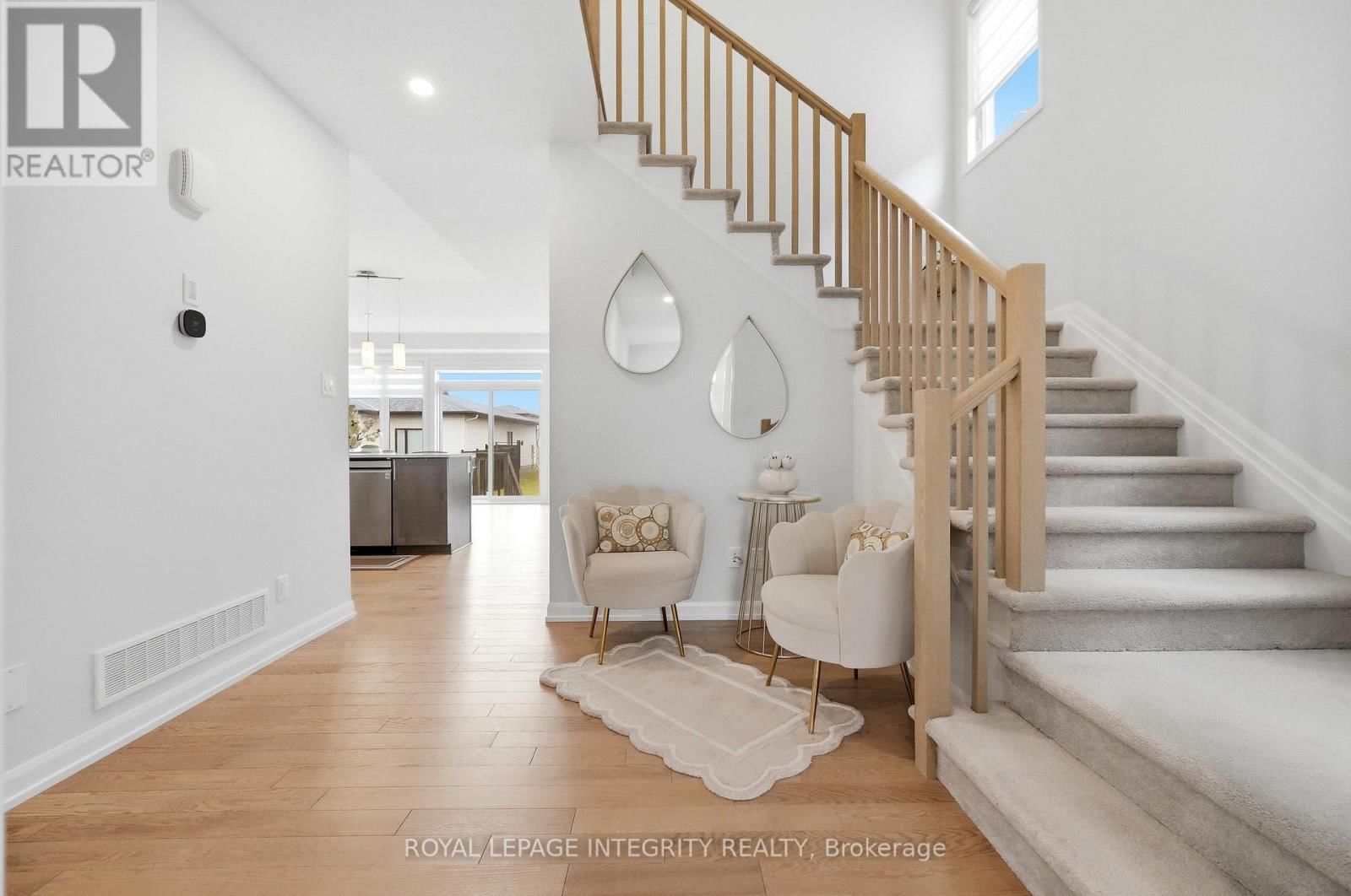 441 STERLING AVENUE Image 6