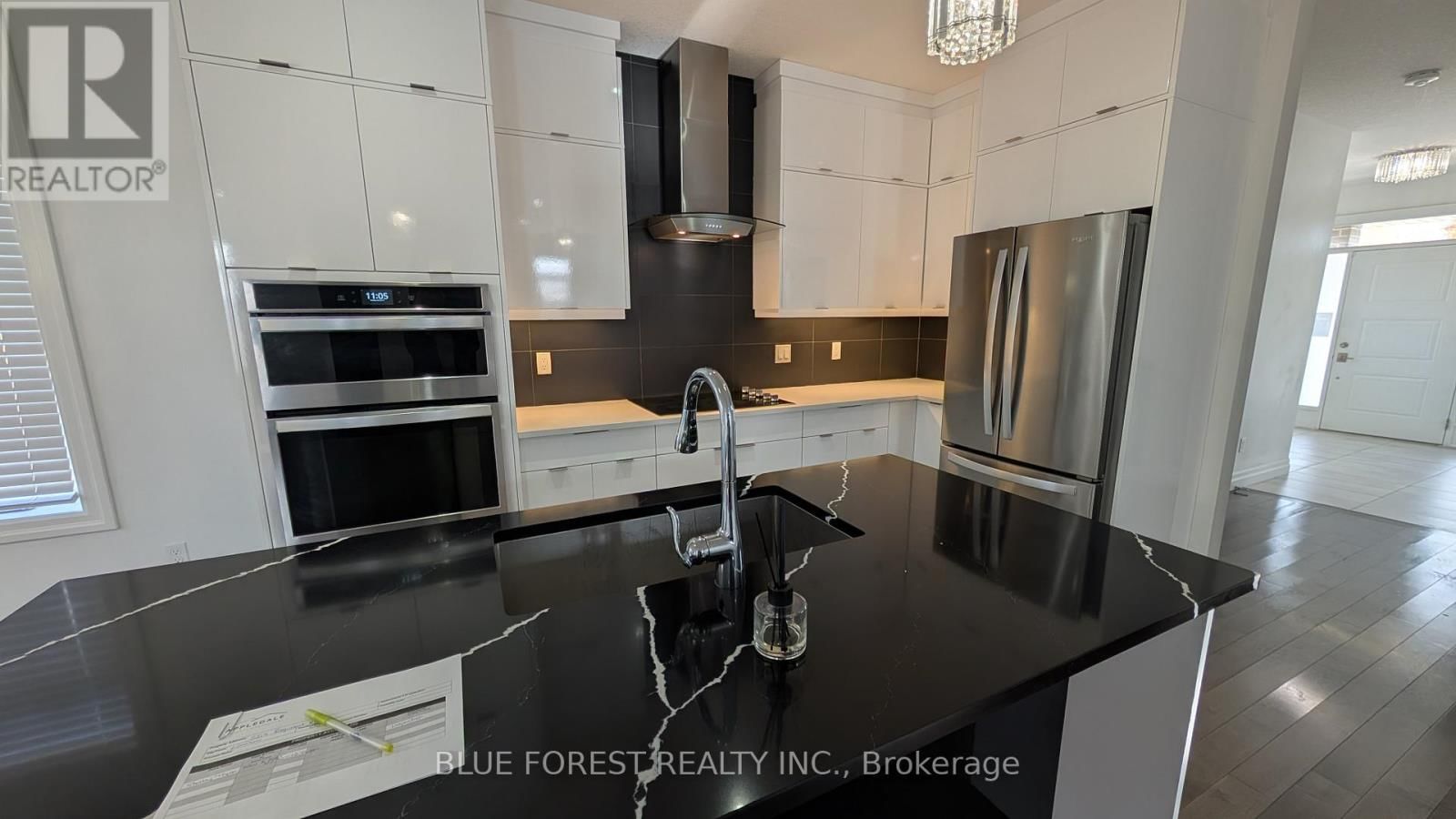 3319 REGIMENT ROAD Image 12