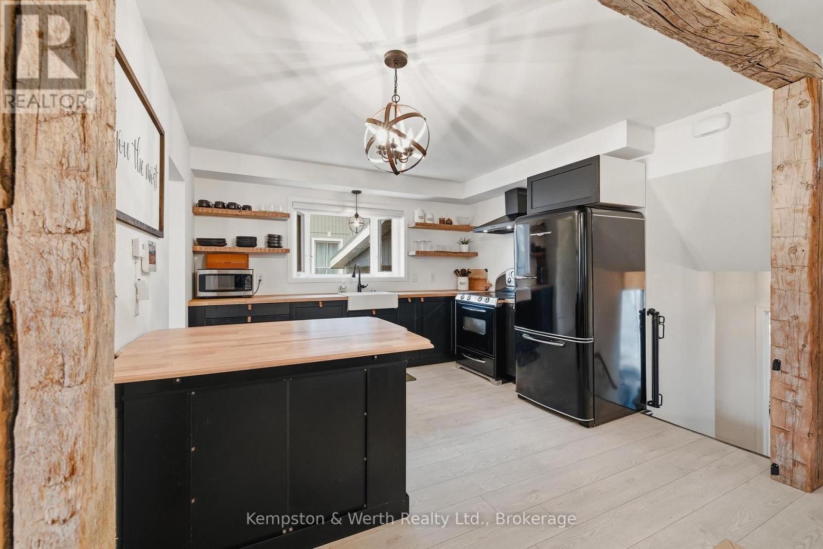 260 BINNING STREET WEST Image 11