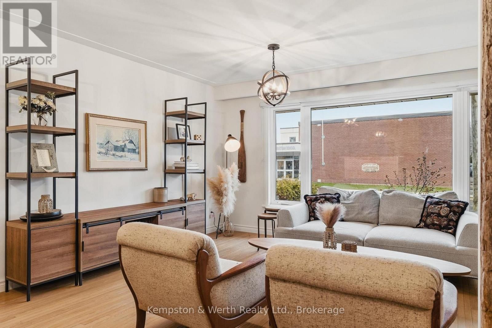 260 BINNING STREET WEST Image 20