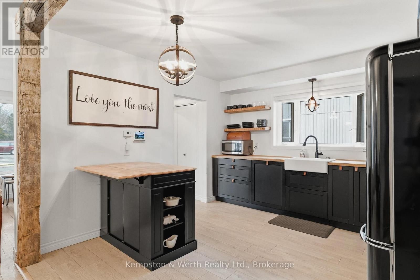 260 BINNING STREET WEST Image 22