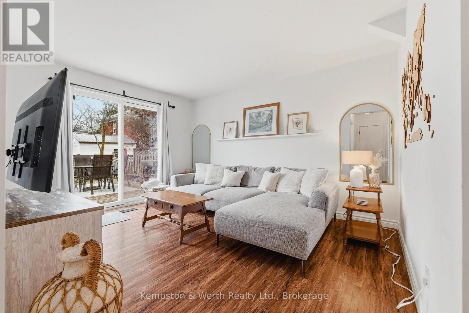 260 BINNING STREET WEST Image 24