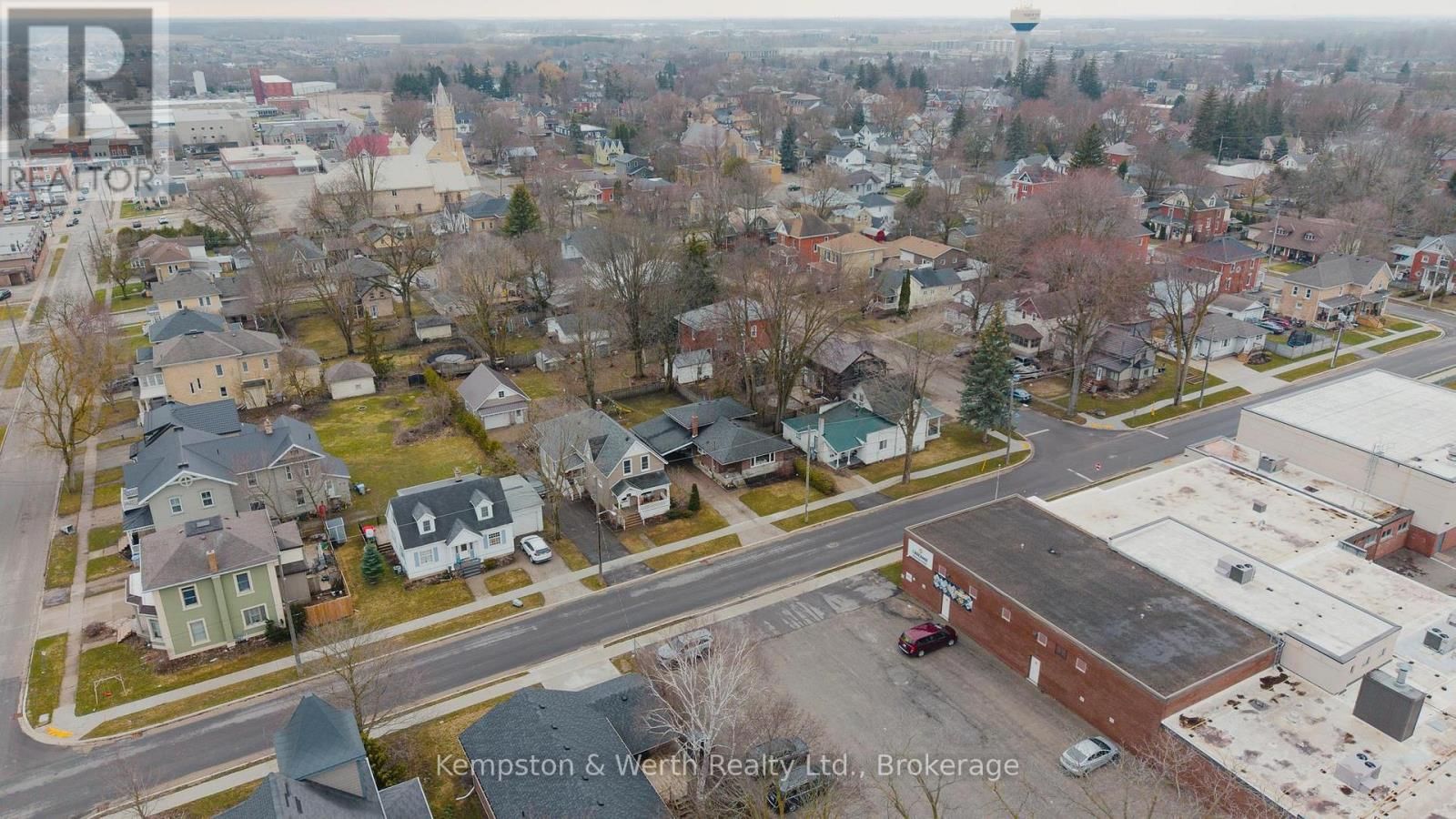 260 BINNING STREET WEST Image 42